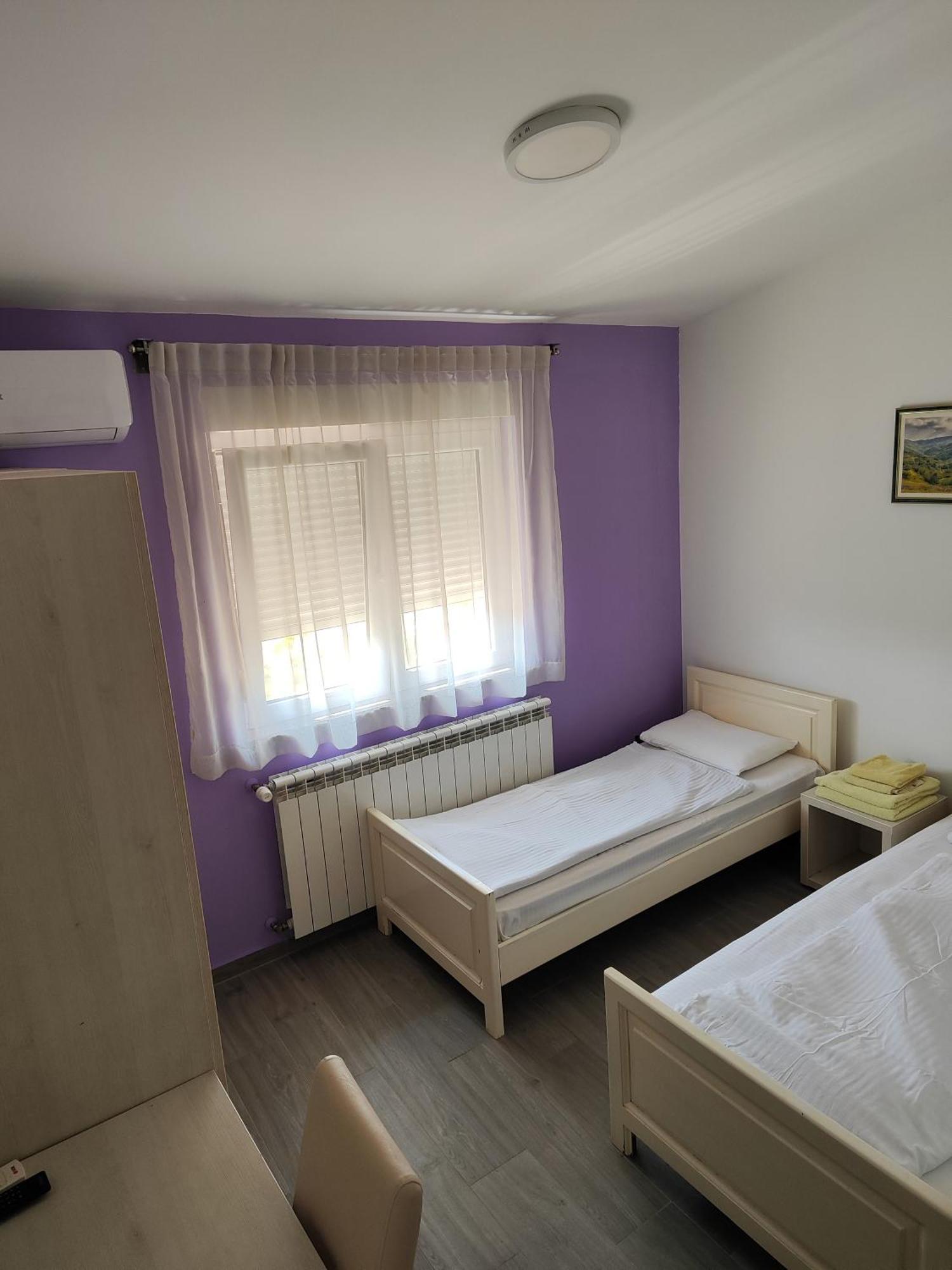 Hotel Mk, Plavi Restoran, Лозница Екстериор снимка