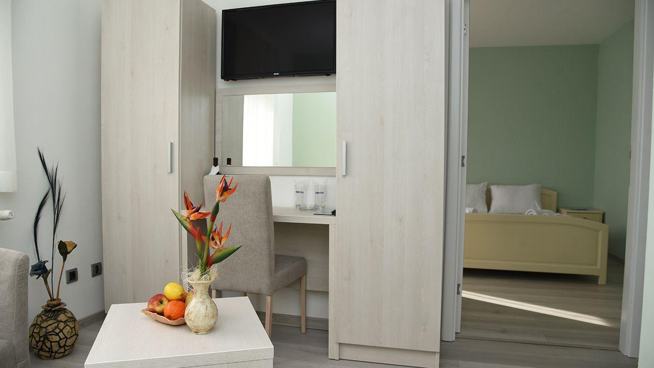Hotel Mk, Plavi Restoran, Лозница Екстериор снимка