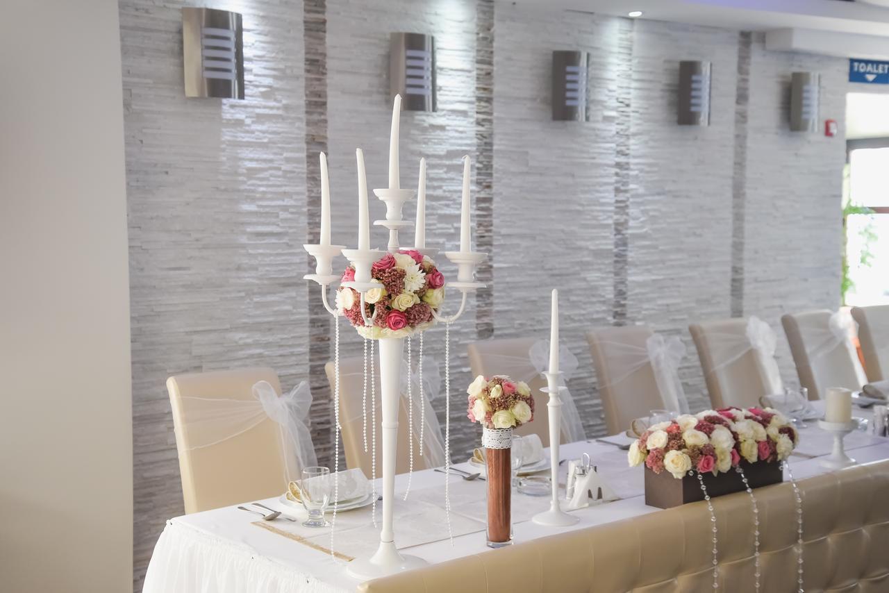 Hotel Mk, Plavi Restoran, Лозница Екстериор снимка
