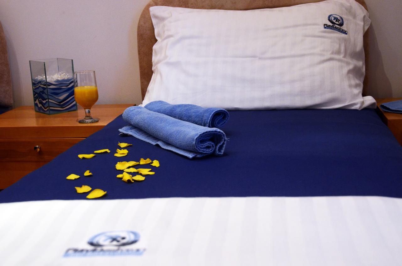 Hotel Mk, Plavi Restoran, Лозница Екстериор снимка