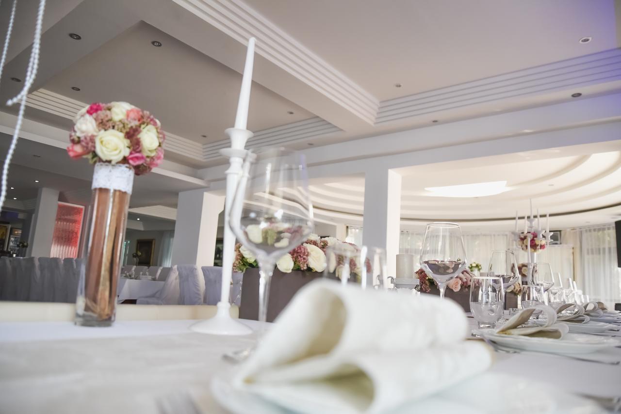 Hotel Mk, Plavi Restoran, Лозница Екстериор снимка